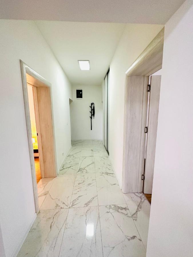 Daylight Apartment スコピエ エクステリア 写真